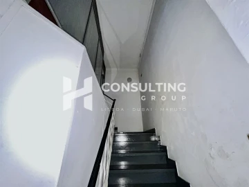 Armazém para Arrendamento em Amora