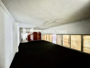 Armazém para Venda em Amora