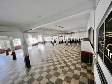 Armazém para Venda em Amora