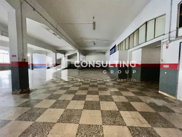 Armazém para Venda em Amora