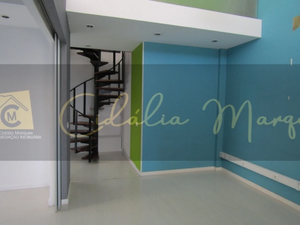 Loja para Arrendamento em Viseu Foto 1