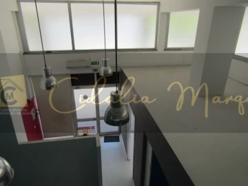 Loja para Arrendamento em Viseu