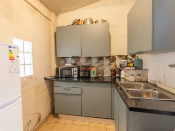 Moradia T2 para Venda em São João Baptista