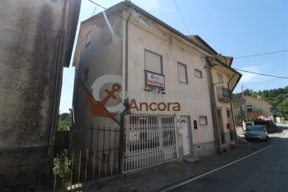 Moradia T2 para Venda em Ribamondego