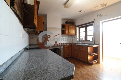 Moradia T2 para Venda em Ribamondego
