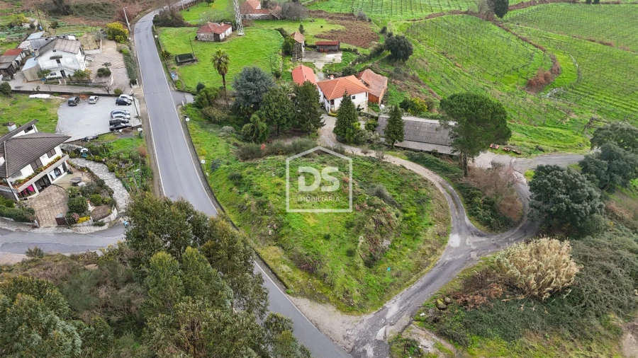 Terreno para Venda em Figueiras e Covas Foto 2
