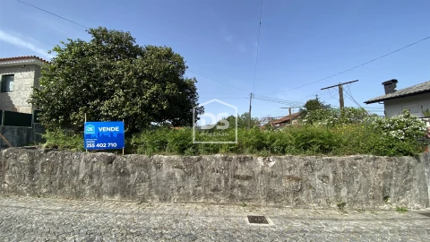 Terreno para Venda em Nespereira e Casais