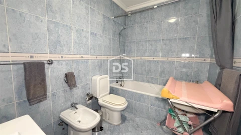 Apartamento T3 para Venda em Nevogilde