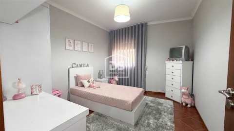 Apartamento T3 para Venda em Nevogilde