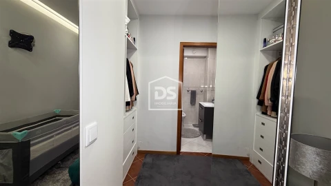 Apartamento T3 para Venda em Nevogilde