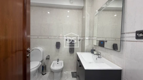 Apartamento T3 para Venda em Nevogilde