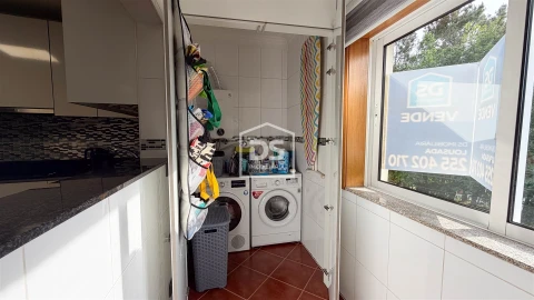 Apartamento T3 para Venda em Nevogilde