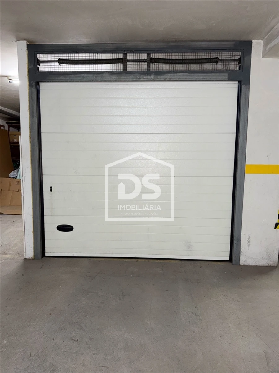 Apartamento T3 para Venda em Nevogilde Foto 37