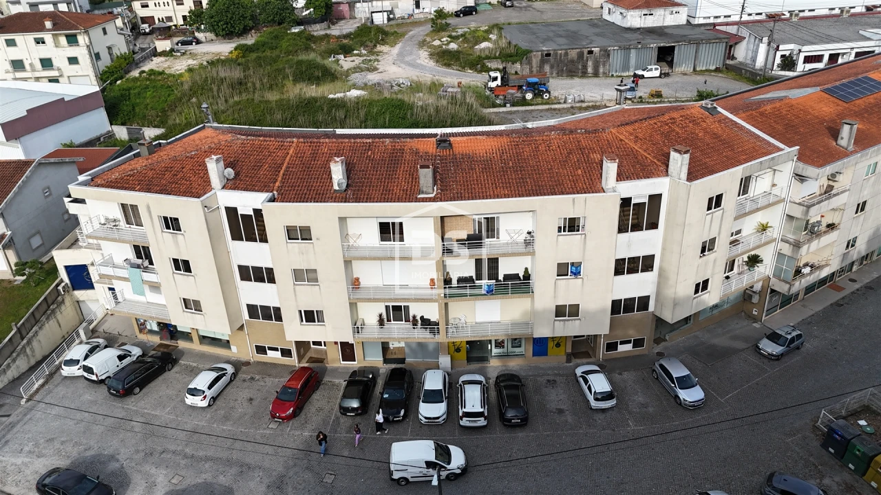 Apartamento T3 para Venda em Nevogilde Foto 41