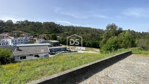 Terreno para Venda em Nespereira e Casais