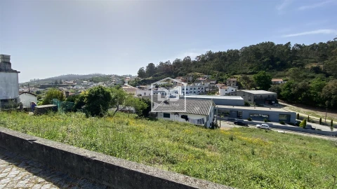 Terreno para Venda em Nespereira e Casais