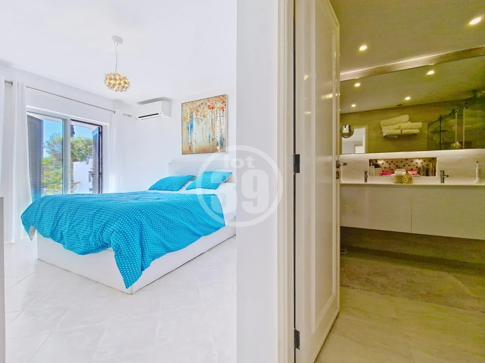 Apartamento T2 para Venda em Albufeira e Olhos de Água Foto 8