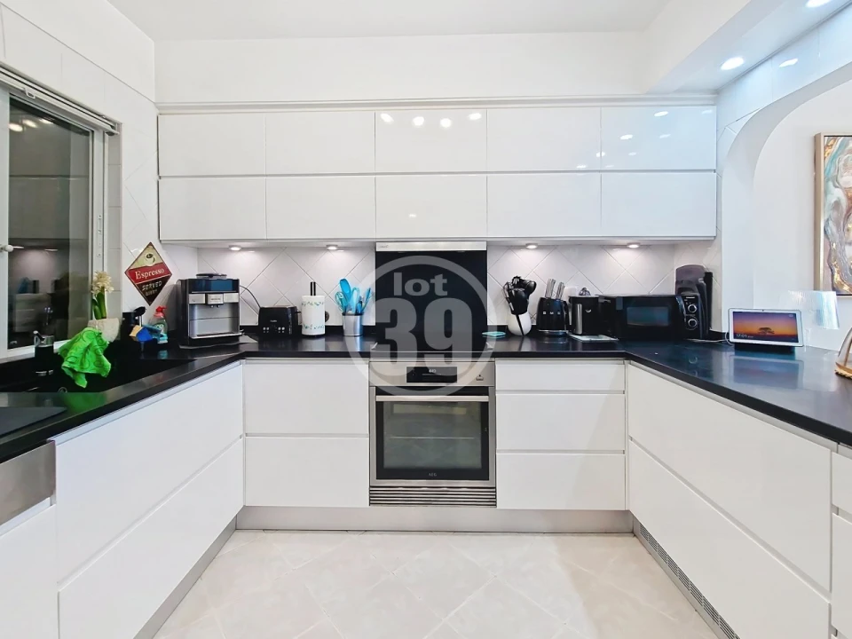 Apartamento T2 para Venda em Albufeira e Olhos de Água Foto 12