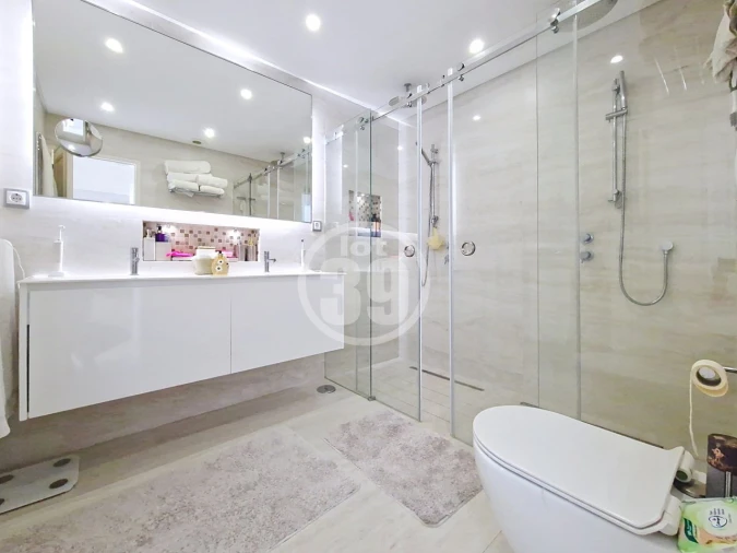 Apartamento T2 para Venda em Albufeira e Olhos de Água Foto 9