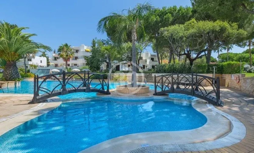 Apartamento T2 para Venda em Albufeira e Olhos de Água Foto 25