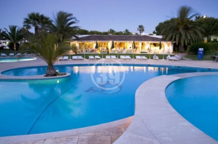 Apartamento T2 para Venda em Albufeira e Olhos de Água Foto 26