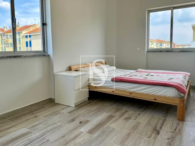 Apartamento T3 para Venda em Moita Foto 10