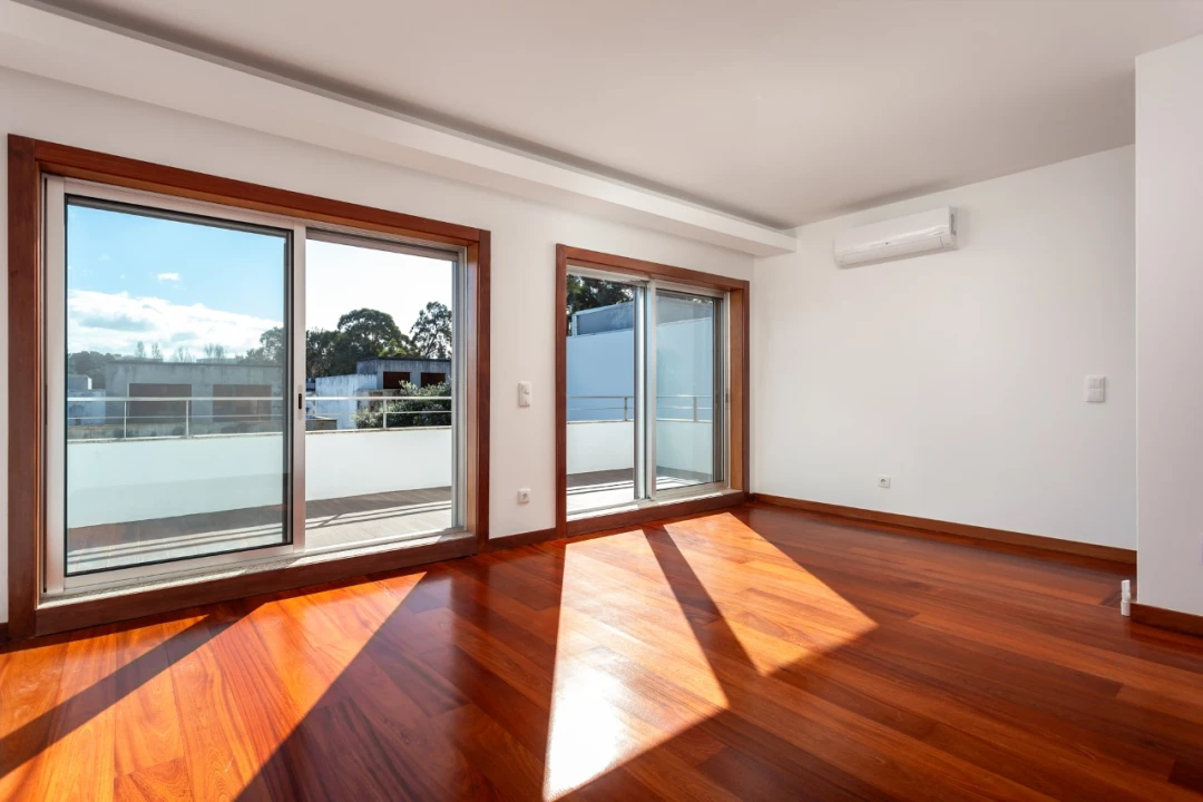 Moradia T4 para Venda em Oliveira do Douro Foto 21