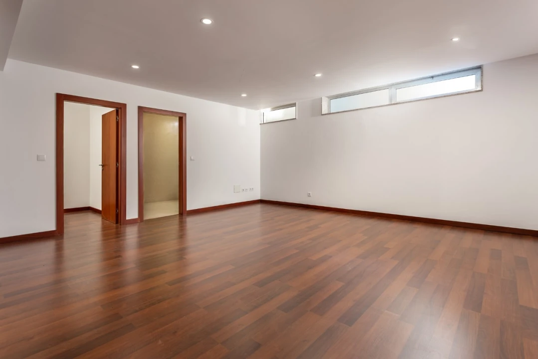 Moradia T4 para Venda em Oliveira do Douro Foto 47