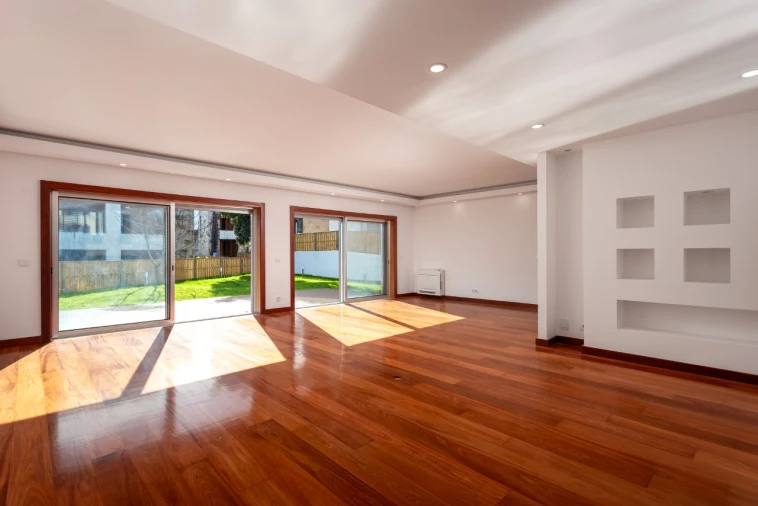 Moradia T4 para Venda em Oliveira do Douro Foto 10