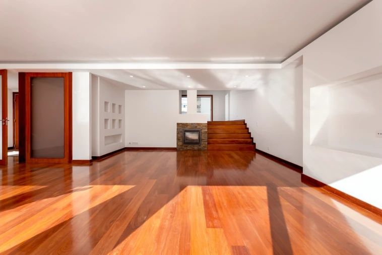 Moradia T4 para Venda em Oliveira do Douro Foto 11