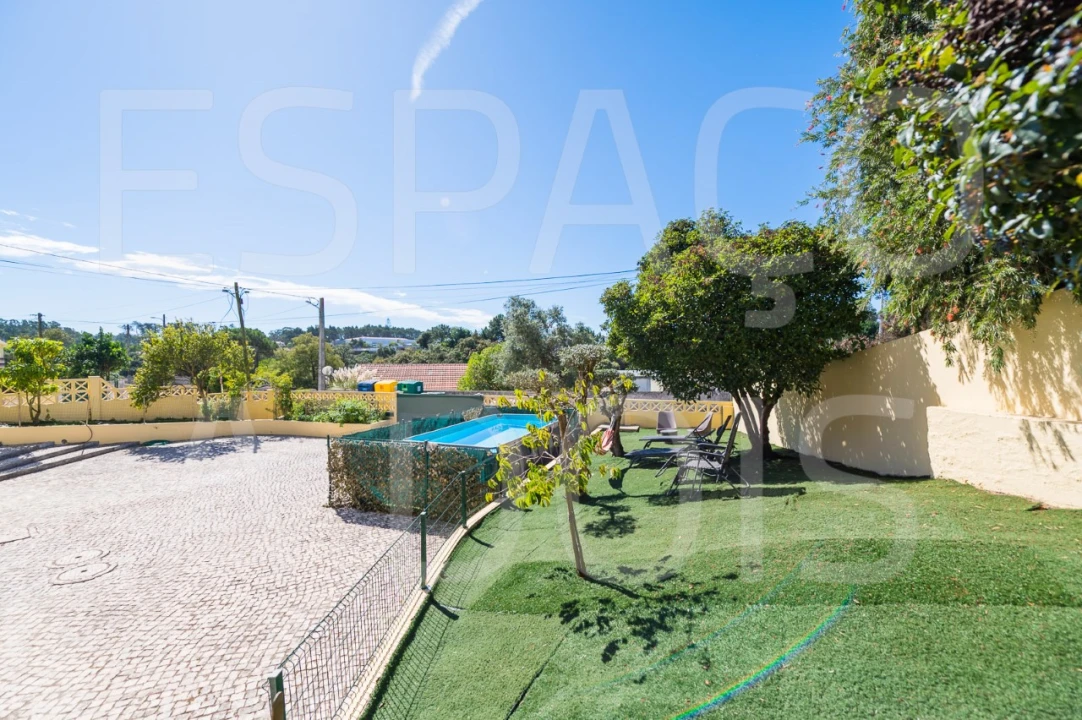 Moradia T5 para Venda em Algueirão-Mem Martins Foto 7