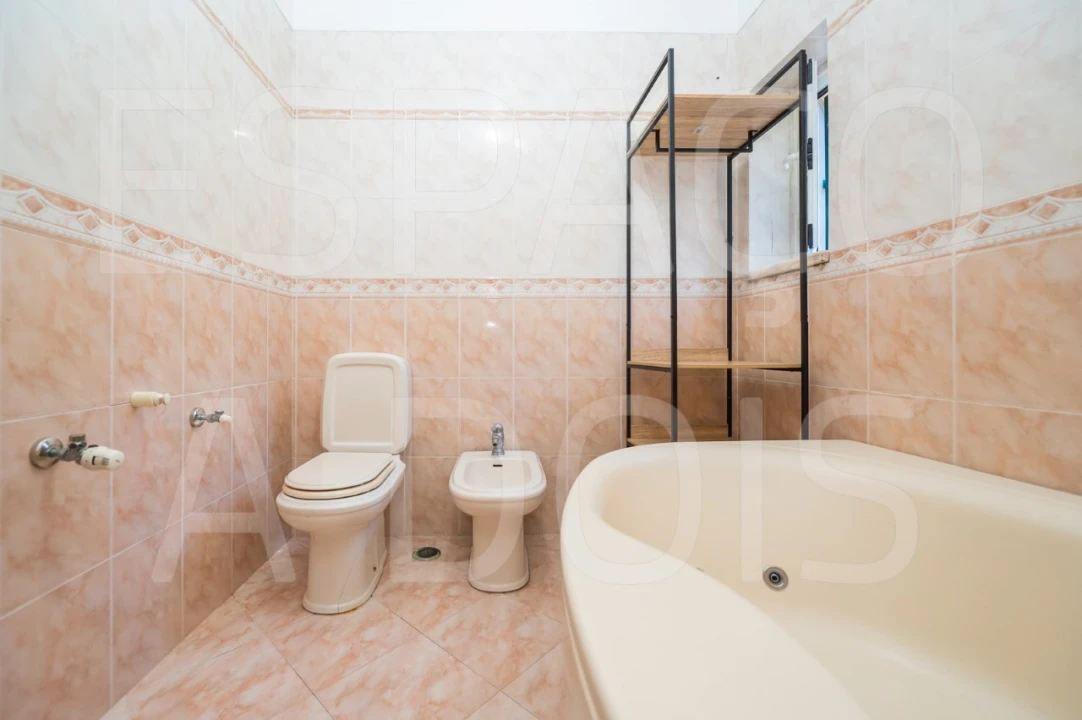 Moradia T5 para Venda em Algueirão-Mem Martins Foto 69