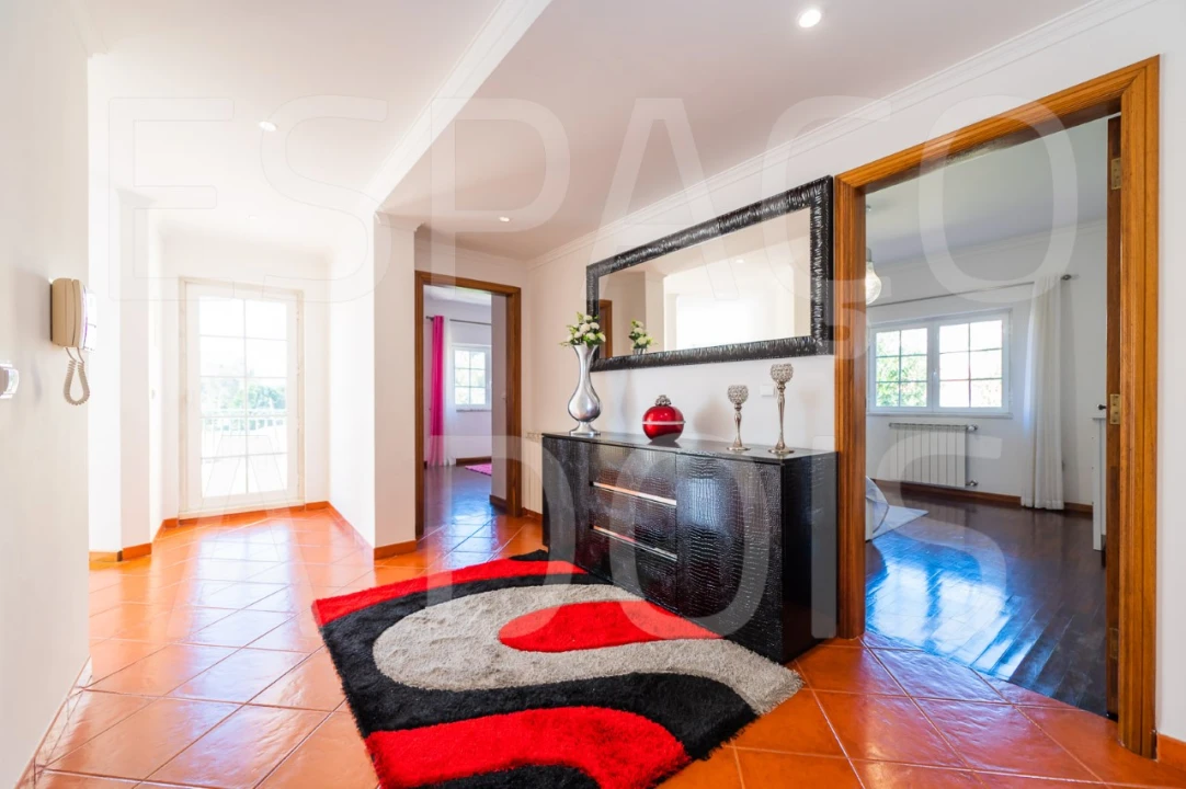 Moradia T5 para Venda em Algueirão-Mem Martins Foto 105