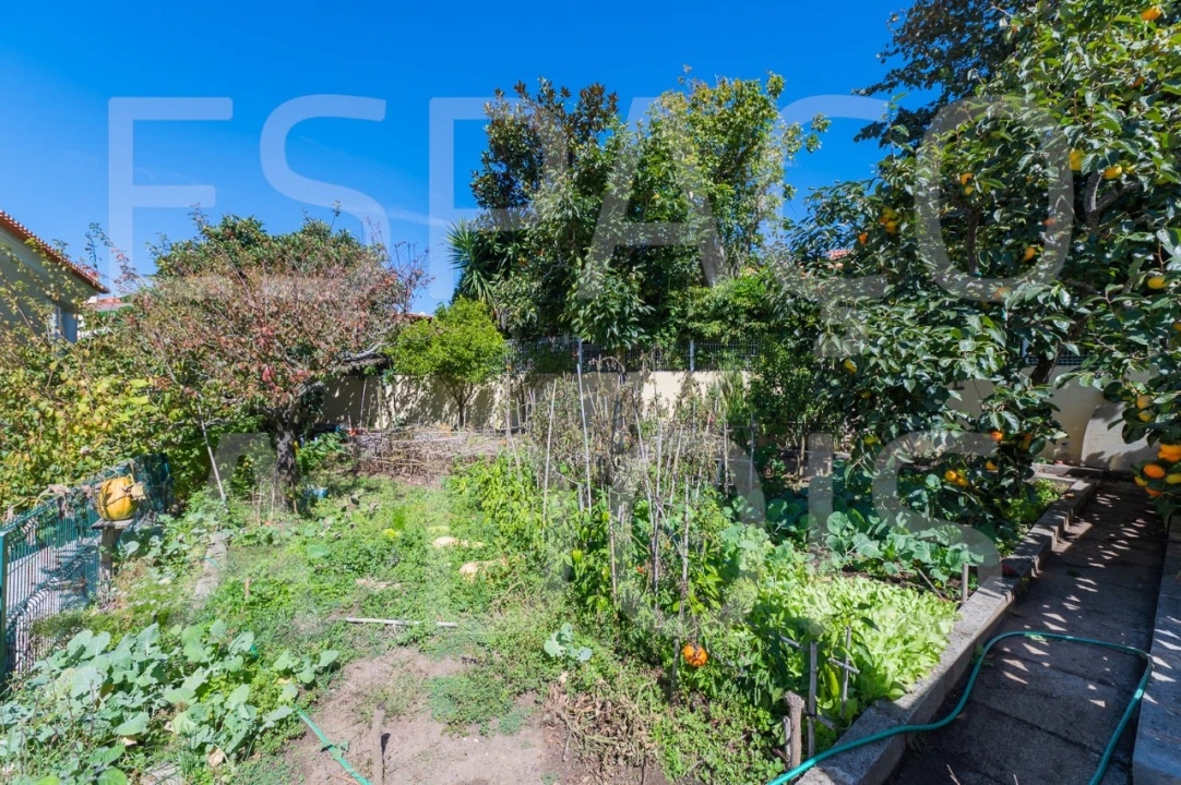 Moradia T5 para Venda em Algueirão-Mem Martins Foto 136