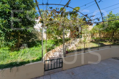 Moradia T5 para Venda em Algueirão-Mem Martins