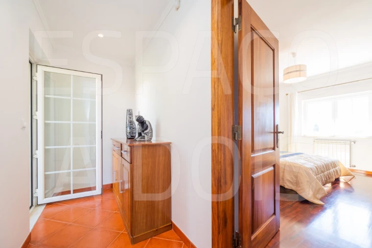 Moradia T5 para Venda em Algueirão-Mem Martins Foto 123