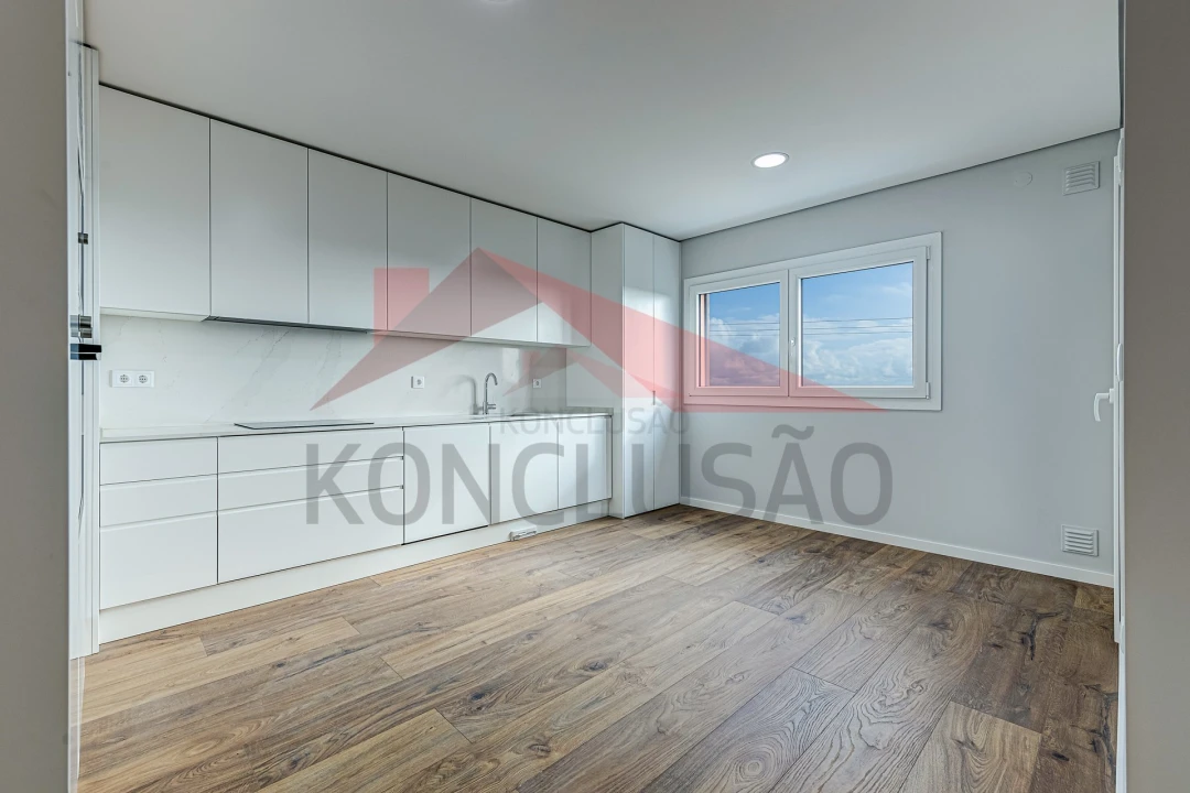 Apartamento T3 para Venda em Alverca do Ribatejo e Sobralinho Foto 1