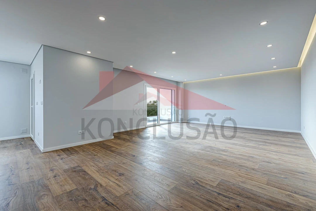 Apartamento T3 para Venda em Alverca do Ribatejo e Sobralinho Foto 10