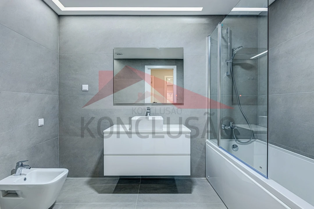 Apartamento T4 para Venda em Alverca do Ribatejo e Sobralinho Foto 11