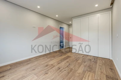 Apartamento T4 para Venda em Alverca do Ribatejo e Sobralinho