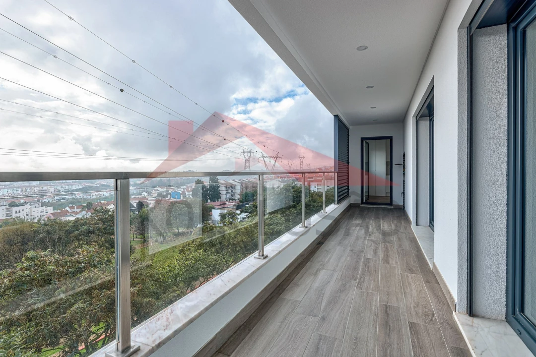 Apartamento T4 para Venda em Alverca do Ribatejo e Sobralinho Foto 8