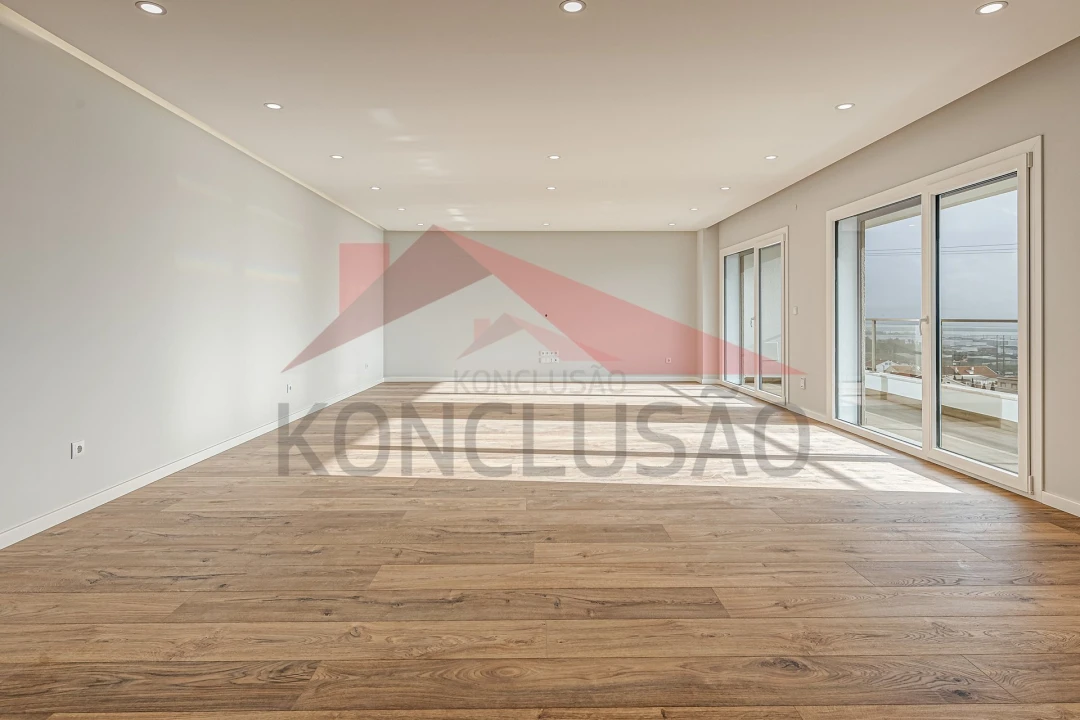 Apartamento T4 para Venda em Alverca do Ribatejo e Sobralinho Foto 6