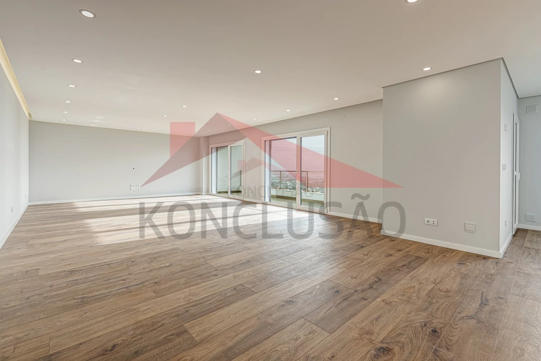 Apartamento T4 para Venda em Alverca do Ribatejo e Sobralinho Foto 5