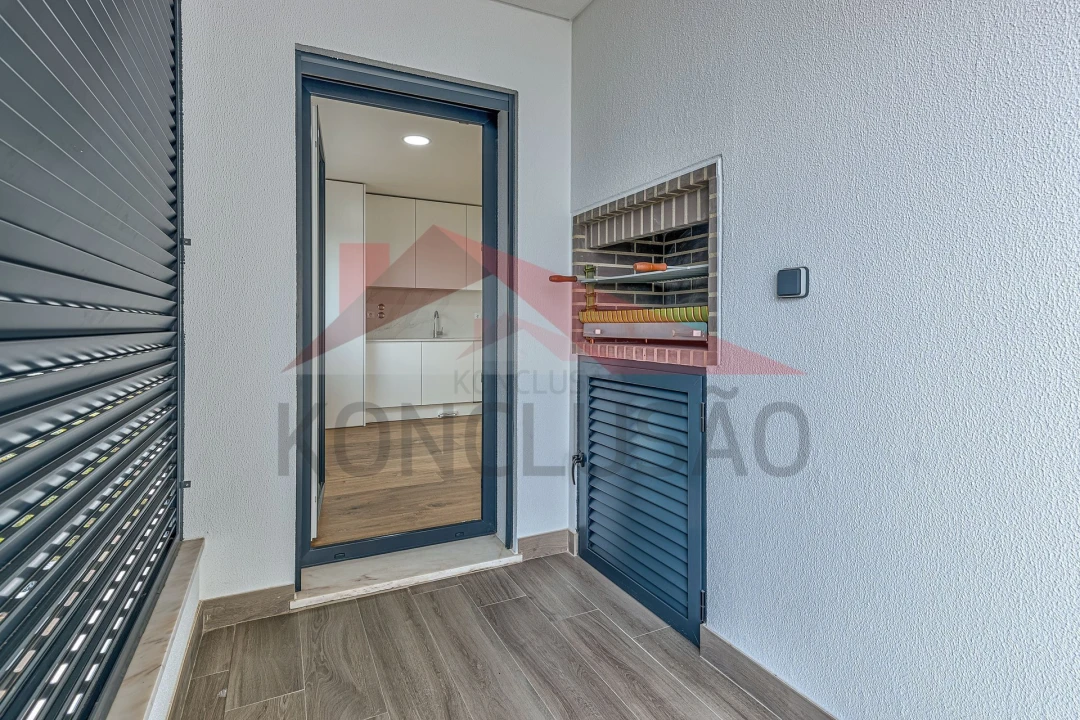 Apartamento T4 para Venda em Alverca do Ribatejo e Sobralinho Foto 4