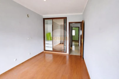 Apartamento T2 para Venda em Seixal, Arrentela e Aldeia de Paio Pires