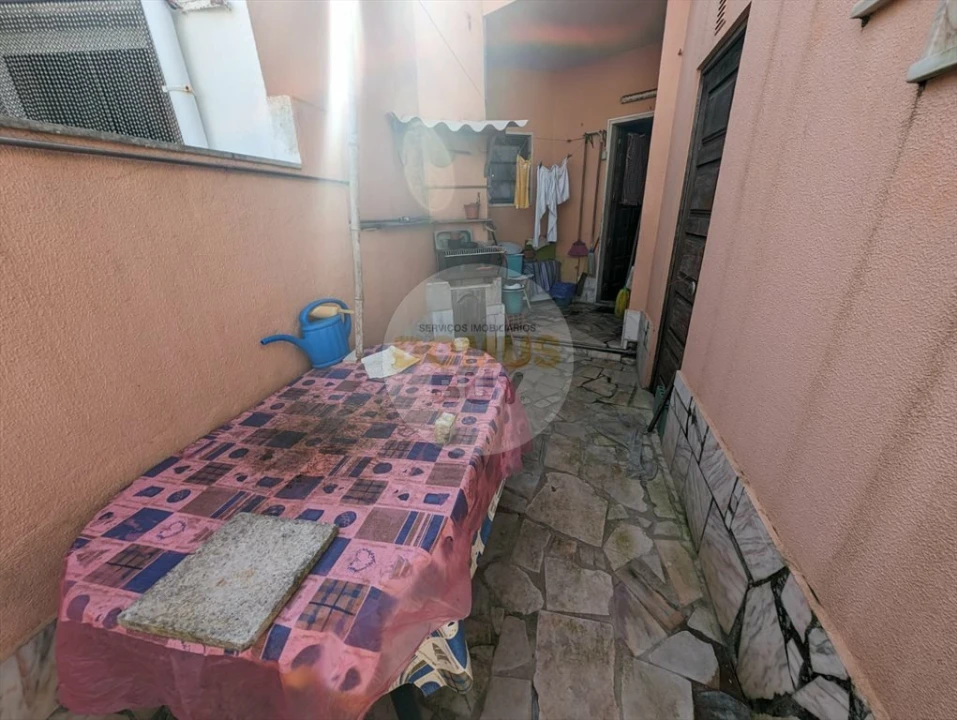 Moradia T5 para Venda em Costa da Caparica Foto 16