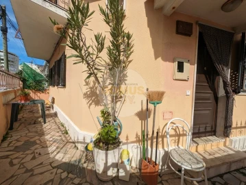 Moradia T5 para Venda em Costa da Caparica