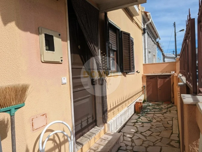 Moradia T5 para Venda em Costa da Caparica Foto 3