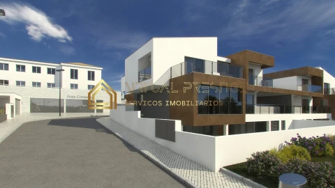 Moradia T4 para Venda em Caparica e Trafaria