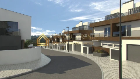 Moradia T4 para Venda em Caparica e Trafaria